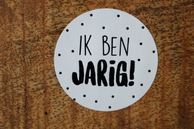 Sticker Ik ben jarig!